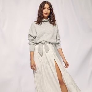 Wilfred Lorin Sweater